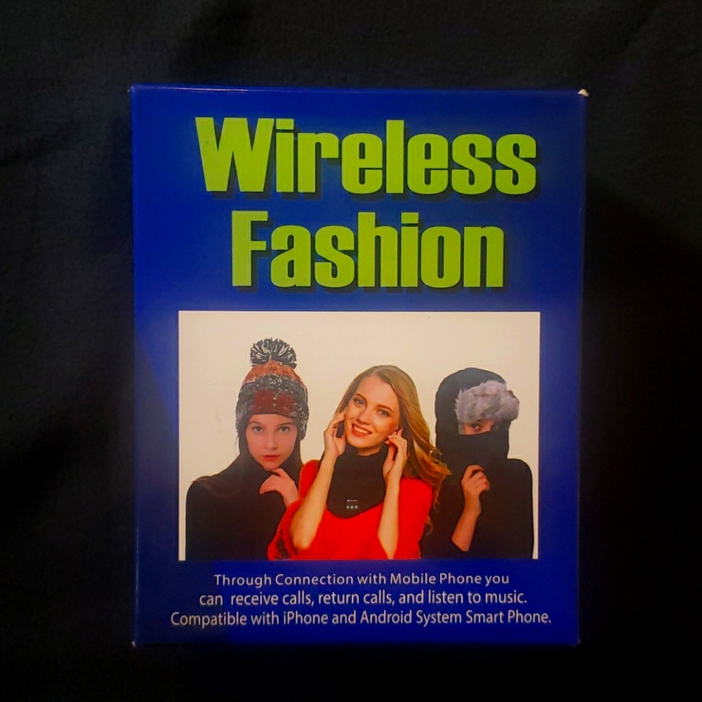 Wireless Bluetooth Fashion Scarf